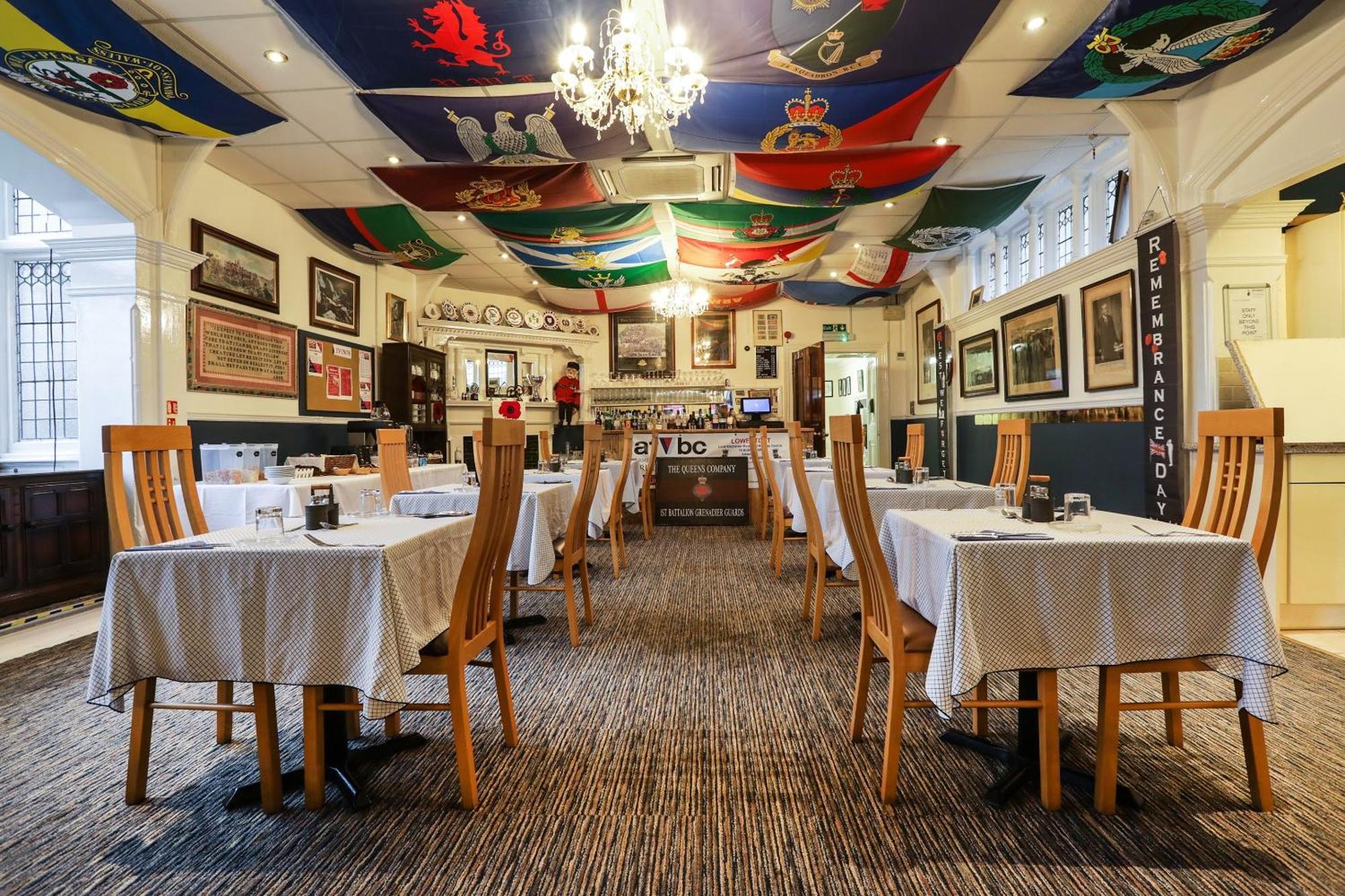 Oyo Lord Kitcheners Guest House Lowestoft Esterno foto